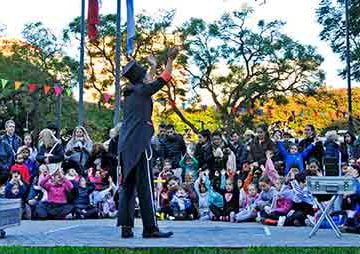 Vamos las plazas: Una nueva iniciativa para disfrutar el verano en la Ciudad