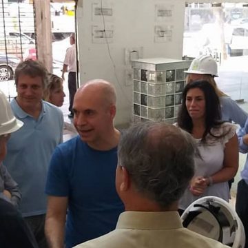 Horacio Rodríguez Larreta visitó las obras del Cine El Plata