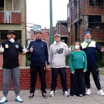 La ONG El Toldo recibe donaciones para ayudar a las familias de Mataderos