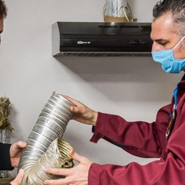 Santilli visitó la Compañía Técnico Pericial de Bomberos de Parque Avellaneda