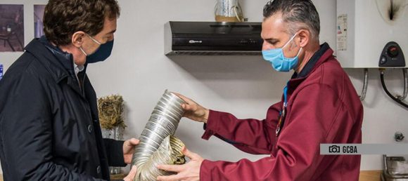 Santilli visitó la Compañía Técnico Pericial de Bomberos de Parque Avellaneda