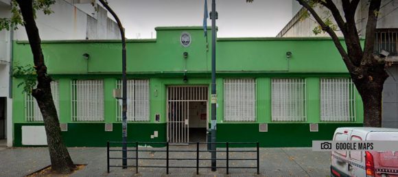 Familias de una escuela de Liniers recolectan donaciones para la comunidad educativa