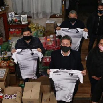 Lammens y Arroyo visitaron a las familias solidarias del Floresta Rugby Club