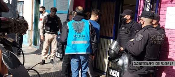 Desarticularon una quiniela clandestina de Parque Avellaneda