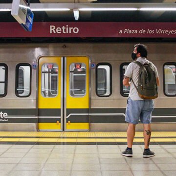 Dejó de ser obligatorio el uso de barbijo en lugares cerrados