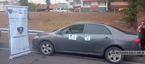 Detuvieron a un hombre con un auto robado y documentación falsa en Mataderos