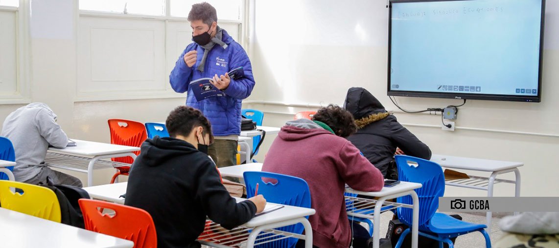 2404 Alumnos del Instituto Megly presentaron un proyecto para ampliar las horas de las jornadas ESI