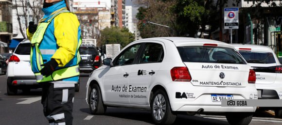 Cómo es el trámite de las licencias de conducir en la Comuna 9