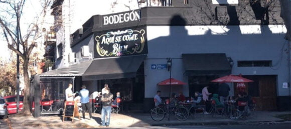 Asaltaron un bodegón de Parque Avellaneda
