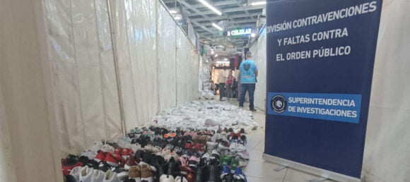 Diez detenidos por falsificación de marcas en operativos en Mataderos y Balvanera