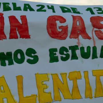 Reclamo por la falta de calefacción en una escuela de Parque Avellaneda