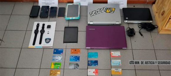 Cayeron ciberestafadores que actuaban en Liniers y Mataderos, entre otros barrios