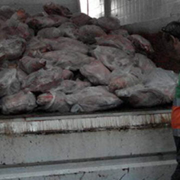 Tapiaron dos frigoríficos de Mataderos por violar una clausura