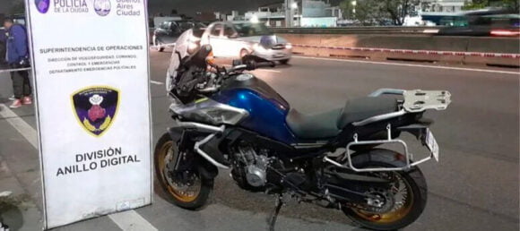 Atraparon en Mataderos a ladrones que habían robado en Belgrano