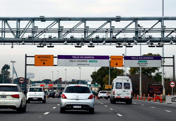 Desde mayo, no habrá más barreras de cobro manual en las autopistas de la Ciudad