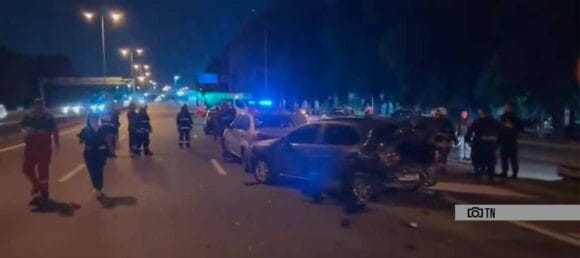 Un muerto en General Paz luego de que se cortara la linga del remolque de un auto