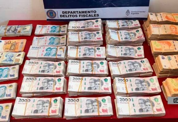 Desbarataron banda dedicada al cambio ilegal en Liniers y Pilar