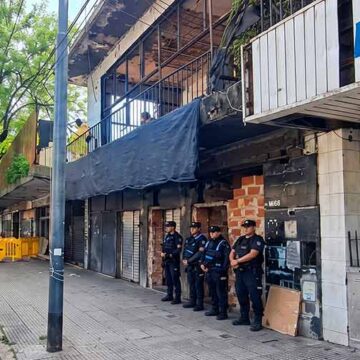 3191 Desalojaron locales tomados en la Galería Alberdi