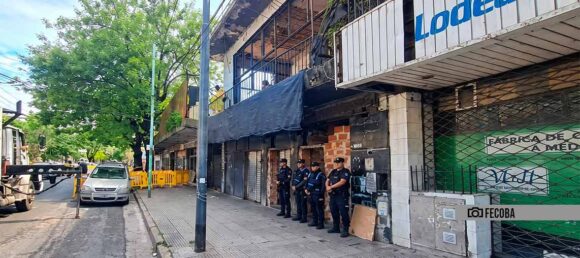 3191 Desalojaron locales tomados en la Galería Alberdi